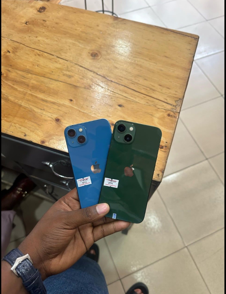 IPHONE 13 PLAIN